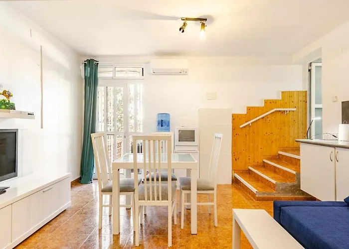Casa Mihales